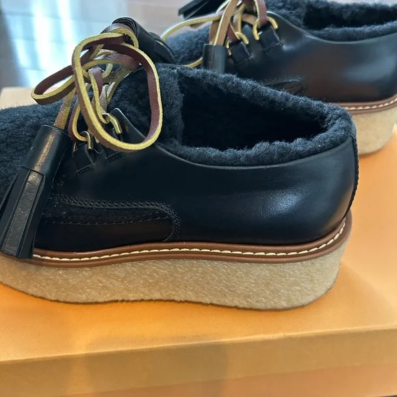 Tod’s Leather and Shearling Platform Loafer - Picture 5 of 11